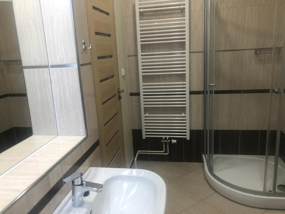 Dnm Inn Korycany 外观 照片