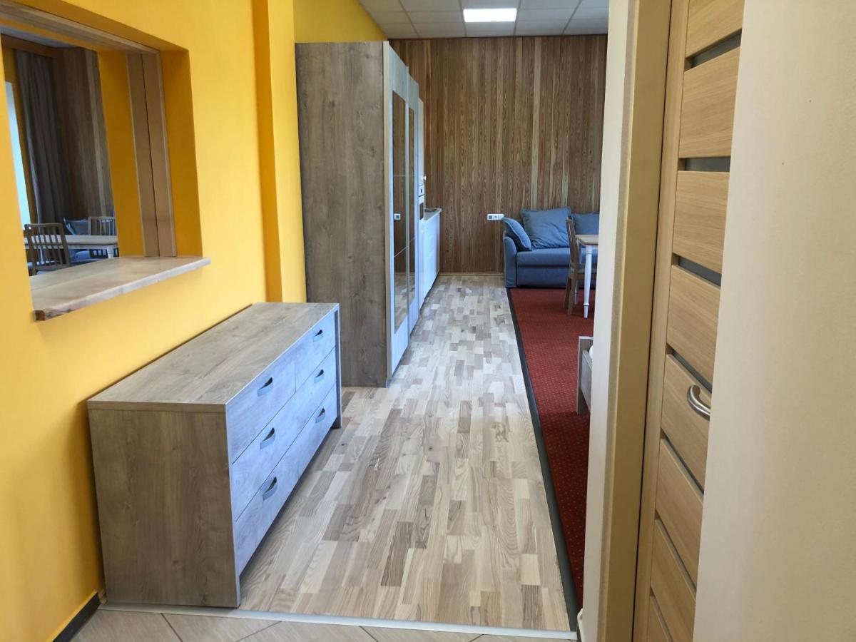 Dnm Inn Korycany 外观 照片