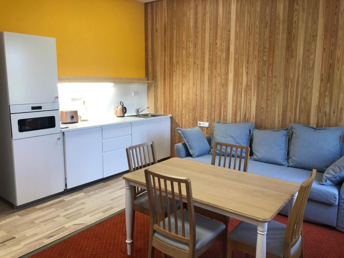 Dnm Inn Korycany 外观 照片