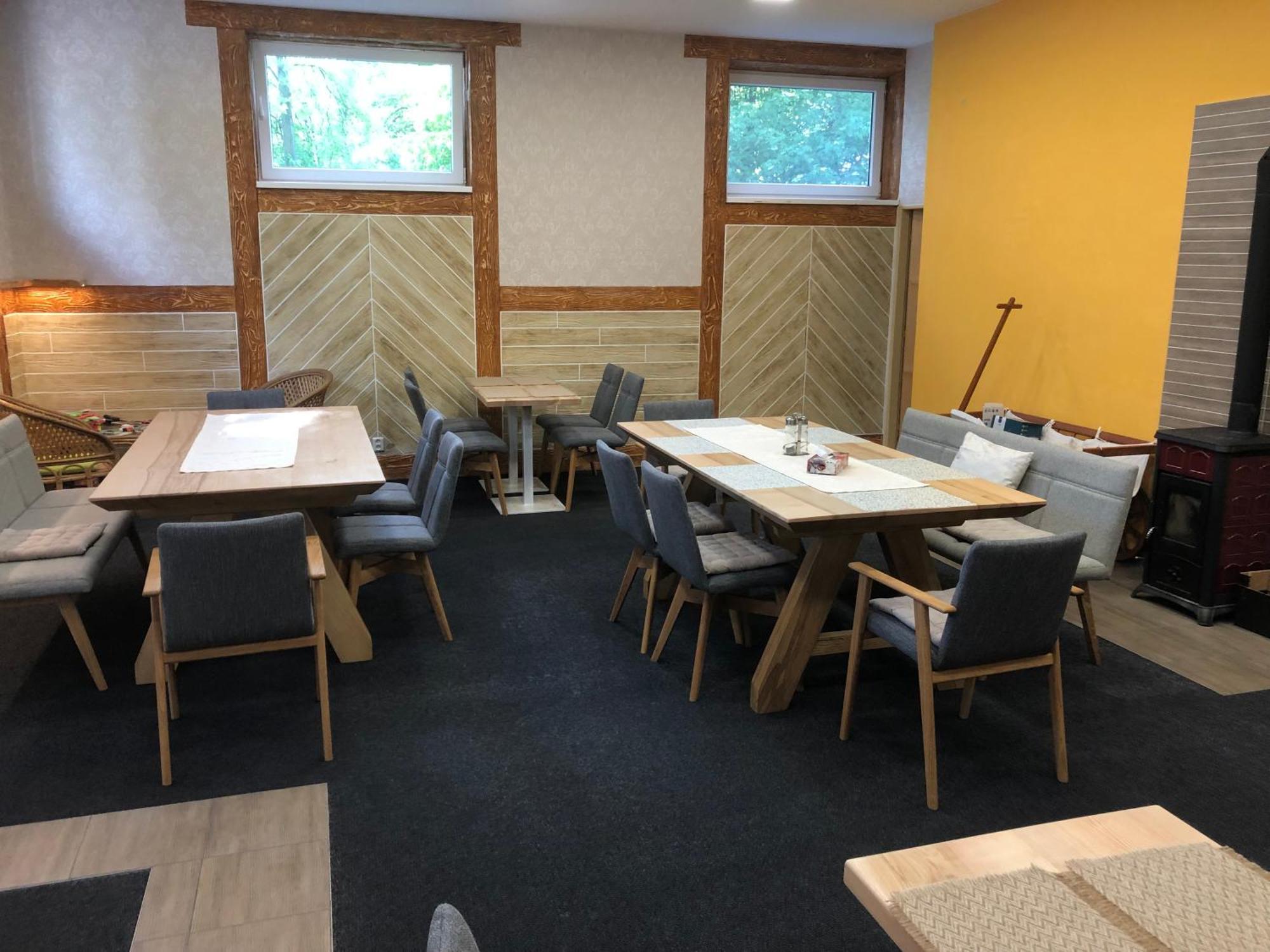 Dnm Inn Korycany 外观 照片